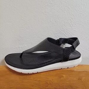 Naturalizer Black Sandals with Ankle Strap and Thick Sole